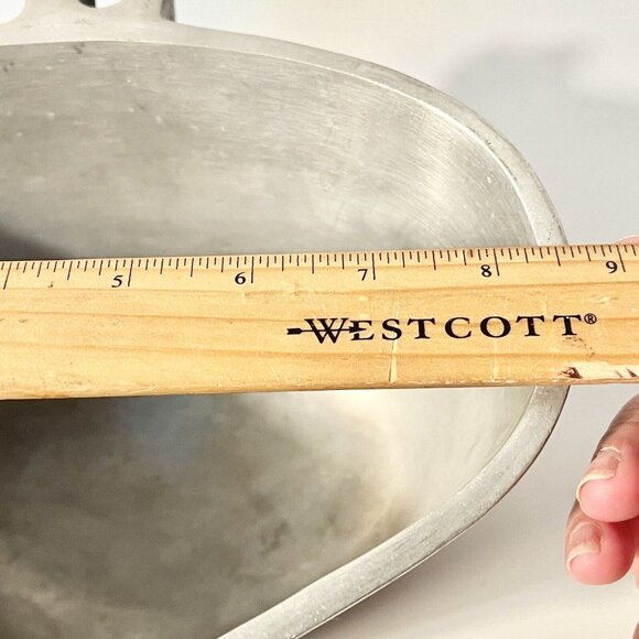 Vintage Silver Seal Heart Shaped Triangle Pot - Picture 8 of 10